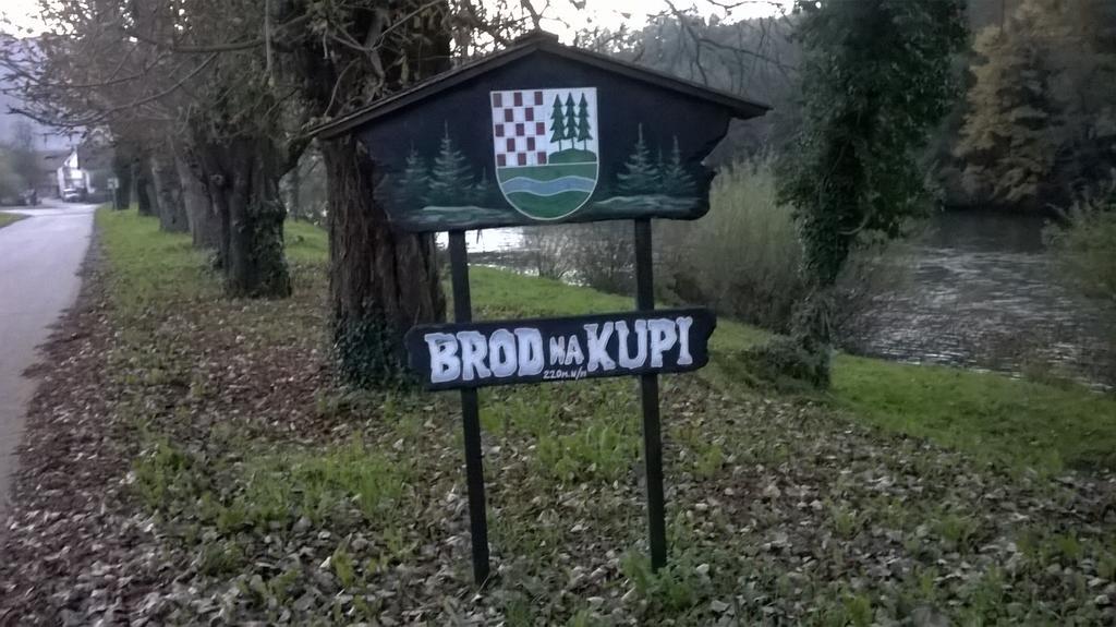 Holiday Home Vesna Brod na Kupi Экстерьер фото